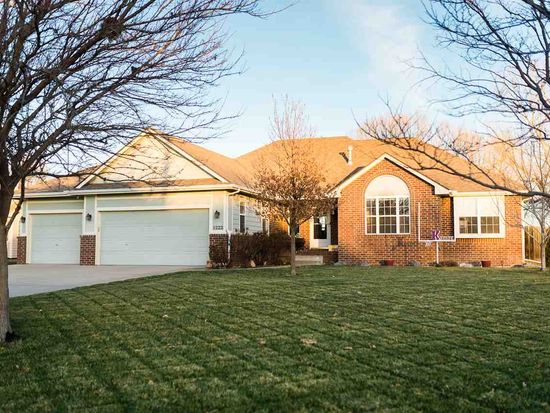 1222 S Chestnut St Halstead Ks 67056 Zillow