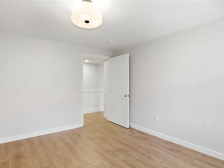 1474 Marsh Rd — Photo 16