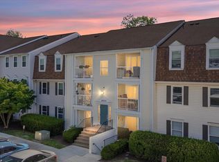 20332 Beaconfield Ter APT 103, Germantown, MD 20874