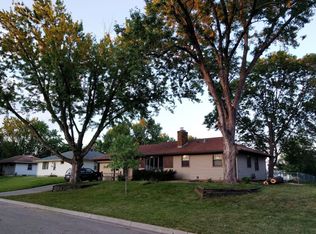 8121 Oakland Ave S, Bloomington, MN 55420