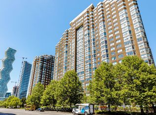 325 Webb Dr #Penthouse 201, Mississauga, ON L5B 3Z9