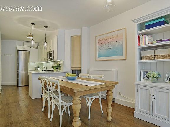 4th image of 397 1st St APT 3R