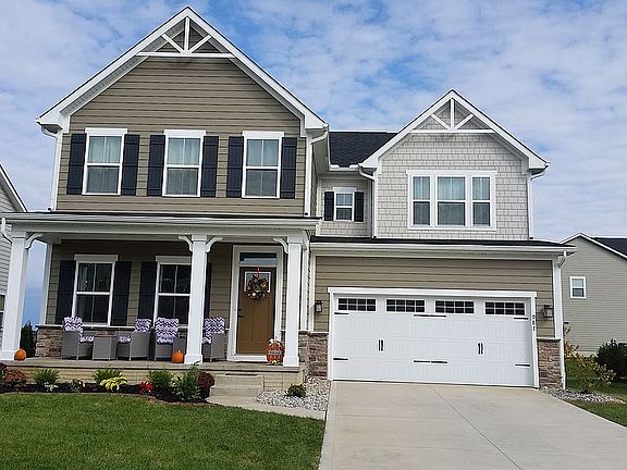 5th image of 987 Balmoral Dr