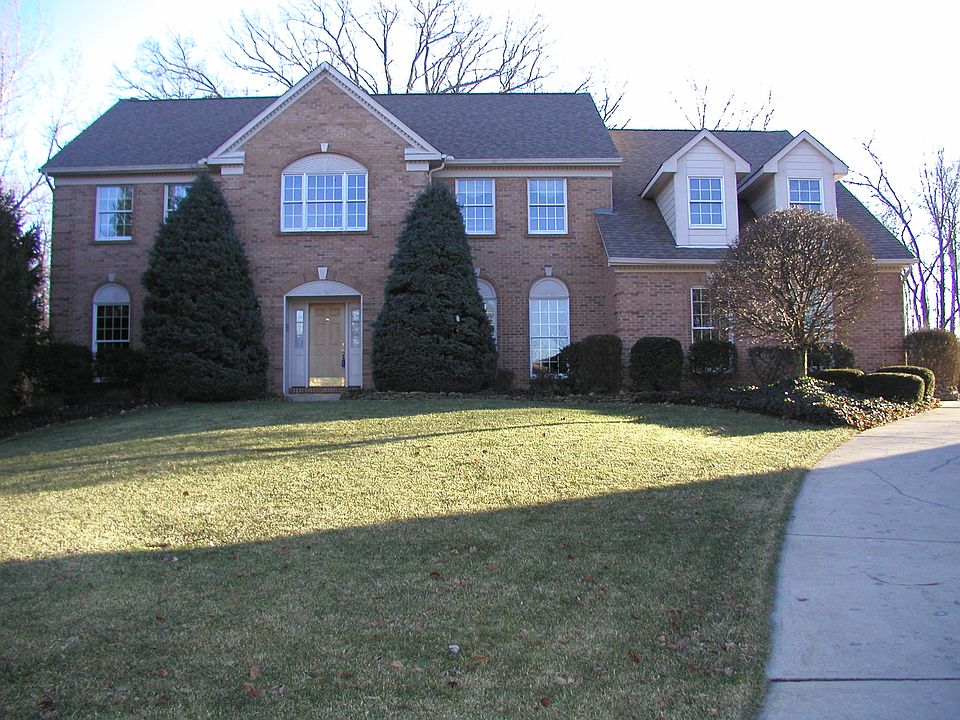 1st image of 7826 Woodglen Dr