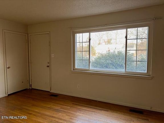 4th image of 328 Taliwa Dr