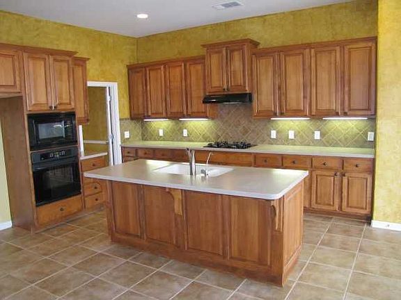 2nd image of 4004 Falling Brook Ct
