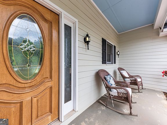 3rd image of 90 Aiken Way