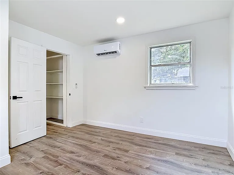 234 N Adams St — Photo 19