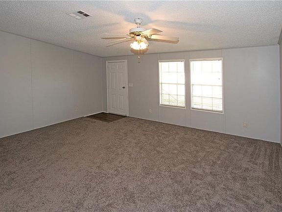 5th image of 31512 Gladys Ln