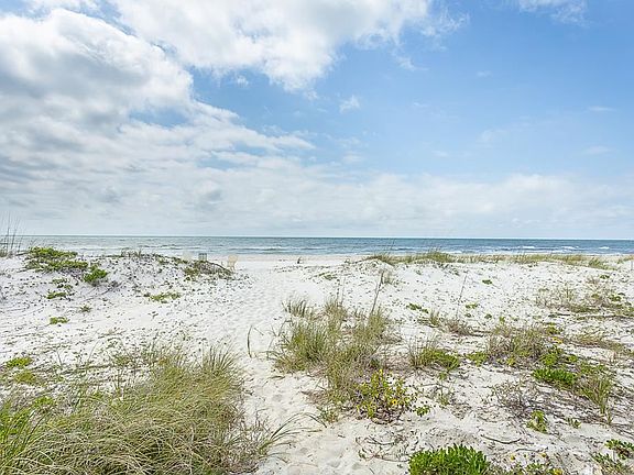 4th image of 1464 E Gulf Beach Dr