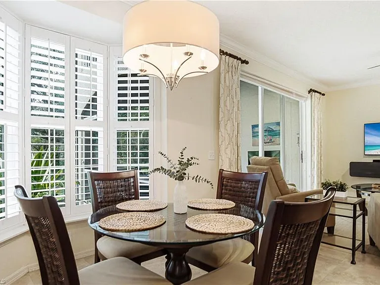 77 Silver Oaks Cir #8102 — Photo 10