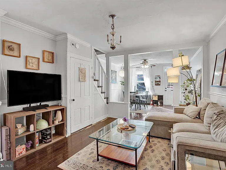 158 Roxborough Ave #A — Photo 9