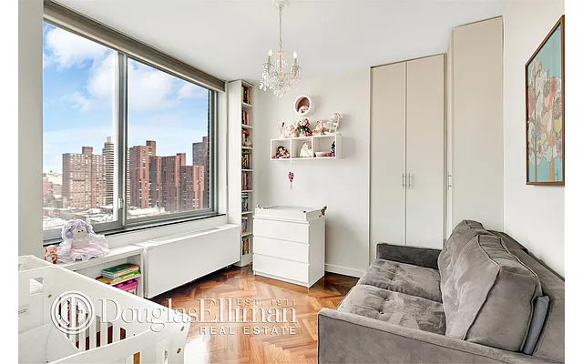 Sold by Douglas Elliman | media 16