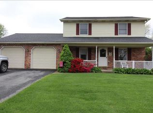 4450 Pheasant Run Ct, Bethlehem, PA 18020