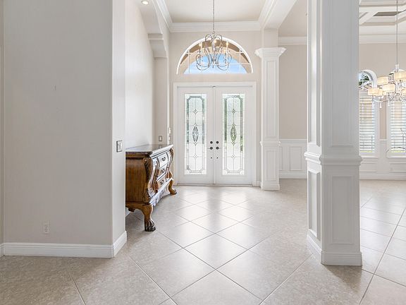 4th image of 2119 SW Balata Terrace