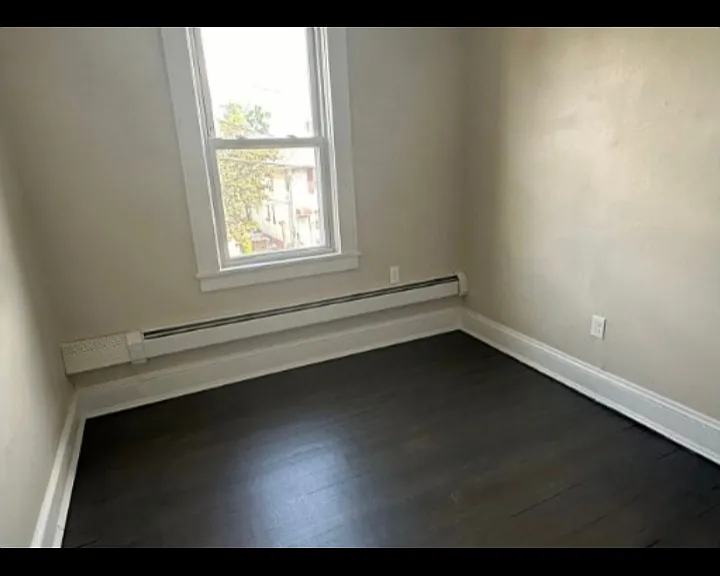 20 Claire Ave #4B — Photo 3