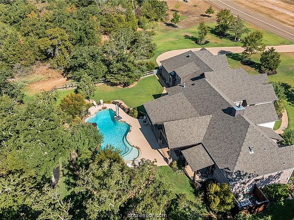 2nd image of 18800 Indian Lakes Dr