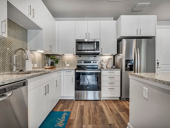 4th image of 4201 City Point Dr #3111