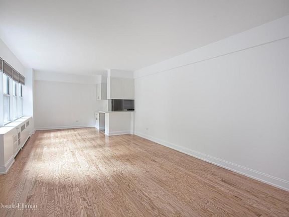 5th image of 120 E 36th St APT 2-B