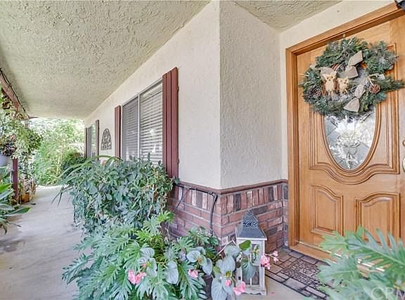 5th image of 22321 Ramona Ave
