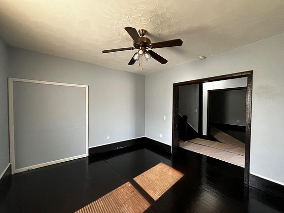 4th image of 506 Moorman Ave NW
