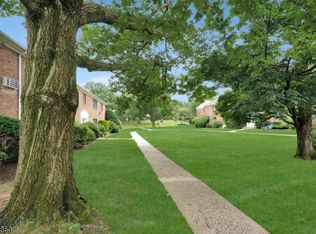 89 D Troy Dr BUILDING 11, Springfield, NJ 07081