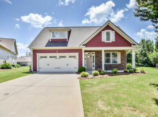 15 Edgeridge Ct, Simpsonville, SC 29680