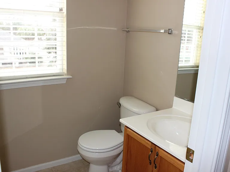9321 Line Dr — Photo 18