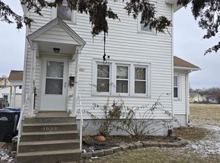 1022 8th Ave S, Clinton, IA 52732
