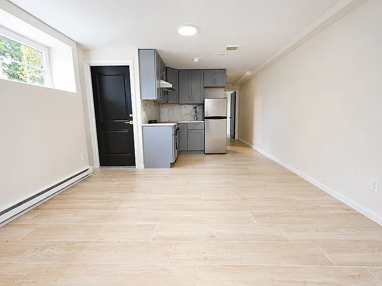 794 Olympia Blvd #1 — Photo 4