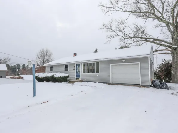 4 E Street, Hudson, NH 03051