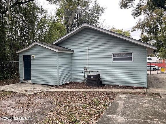 2nd image of 3719 WHITEHALL Street