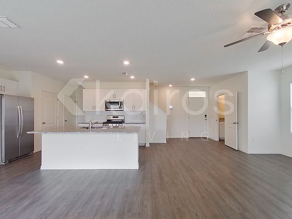 5th image of 32122 Katelin Cir