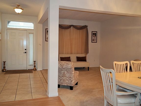 3rd image of 1030 Wyndham N
