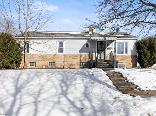 833 Triplett Blvd, Akron, OH 44306