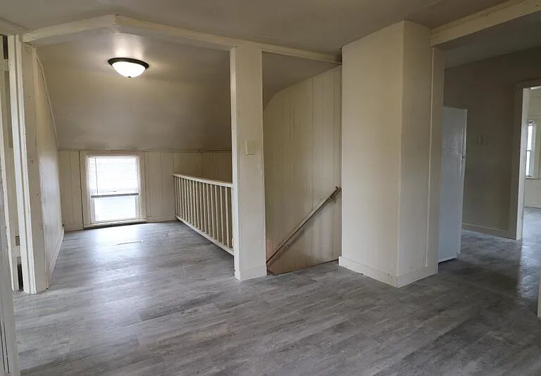 423 Draper St #1/2 — Photo 14