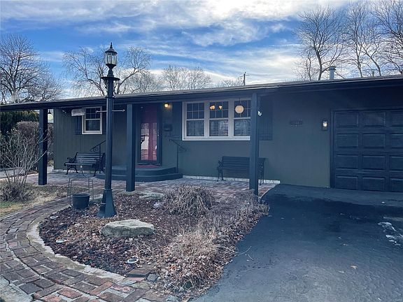 3rd image of 2144 Orville Ave