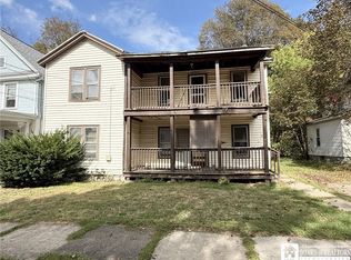 28 W 9th St, Jamestown, NY 14701