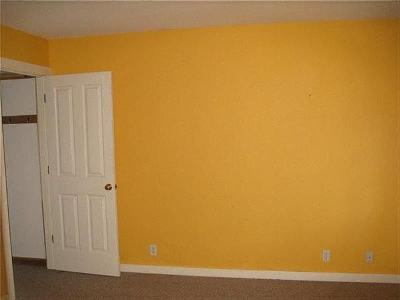 2nd image of 29300 Maple Way