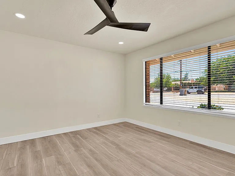 15262 El Centro Rd — Photo 30