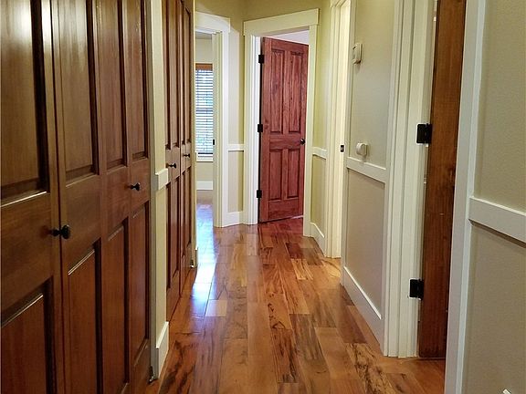 4th image of 17719 Beachside Dr SE