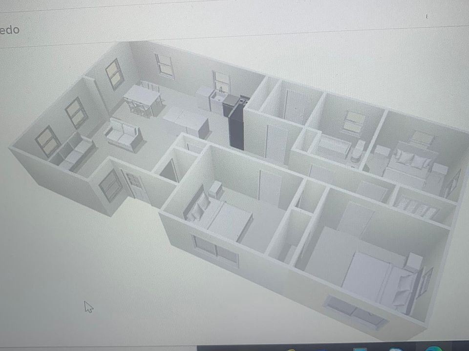 1st image of 210 Lakewood Dr