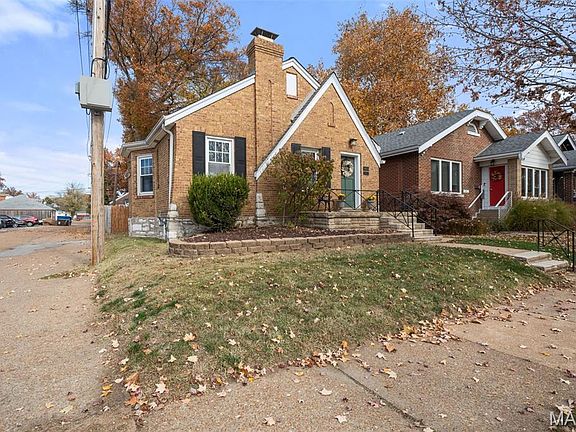 3rd image of 6455 Oleatha Ave