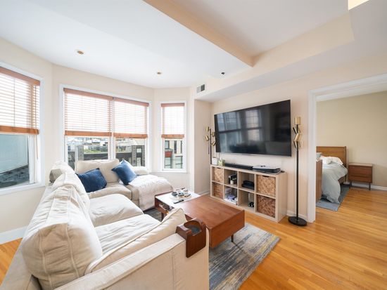 704 Clinton St APT 5D, Hoboken, NJ 07030