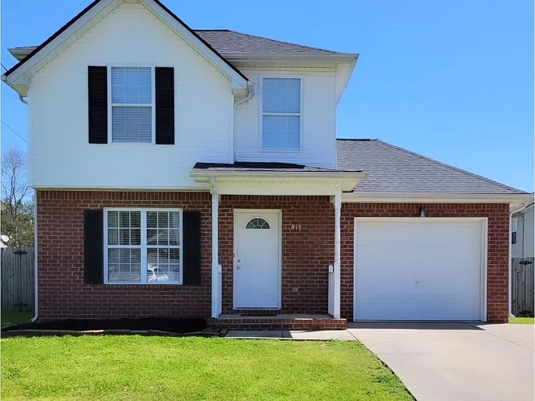 819 Starglen Ct — Photo 1
