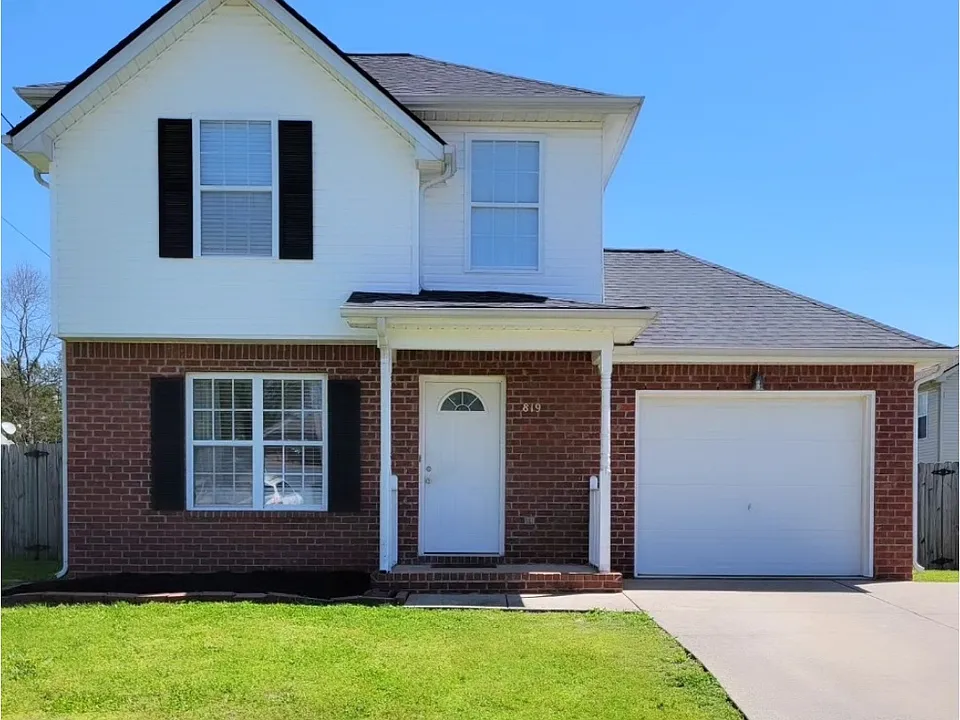 819 Starglen Ct