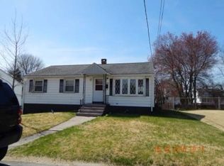 32 Rockland Ave, Waterbury, CT 06708