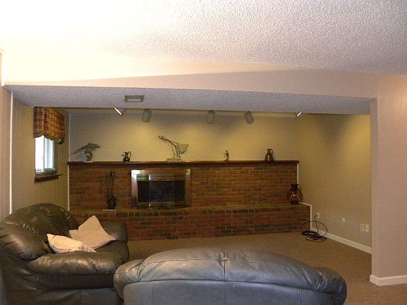 3rd image of 6436 Firethorn Ave