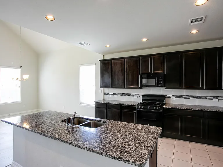 8049 Arezzo Dr — Photo 12