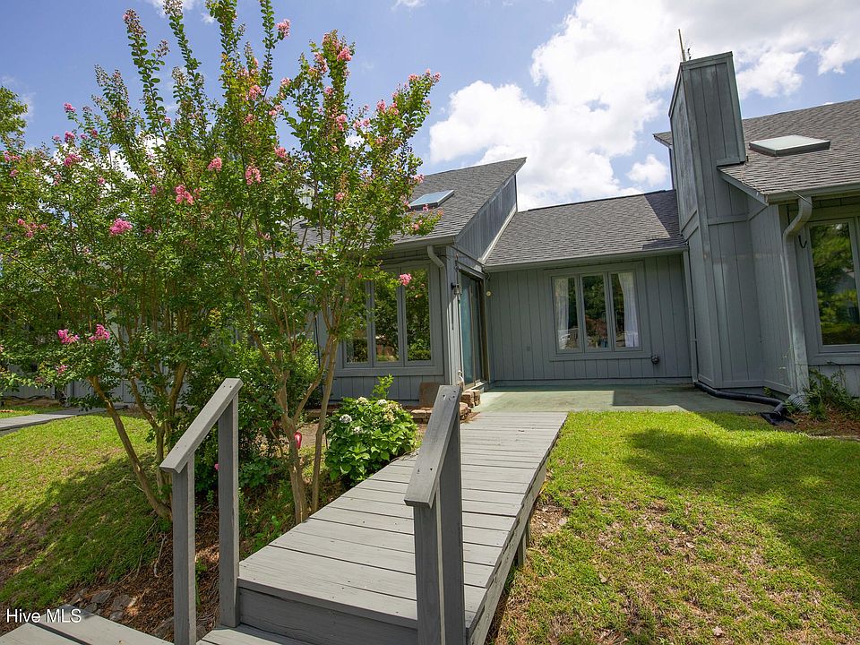 1st image of 179 Cranes Cove